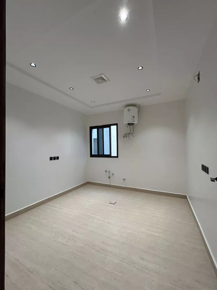 دور للبيع في شارع إسماعيل بن الطحان, حي المرجان, مدينة الرياض, منطقة الرياض 7