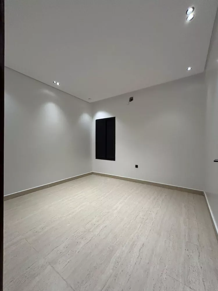 دور للبيع في شارع إسماعيل بن الطحان, حي المرجان, مدينة الرياض, منطقة الرياض صورة 3