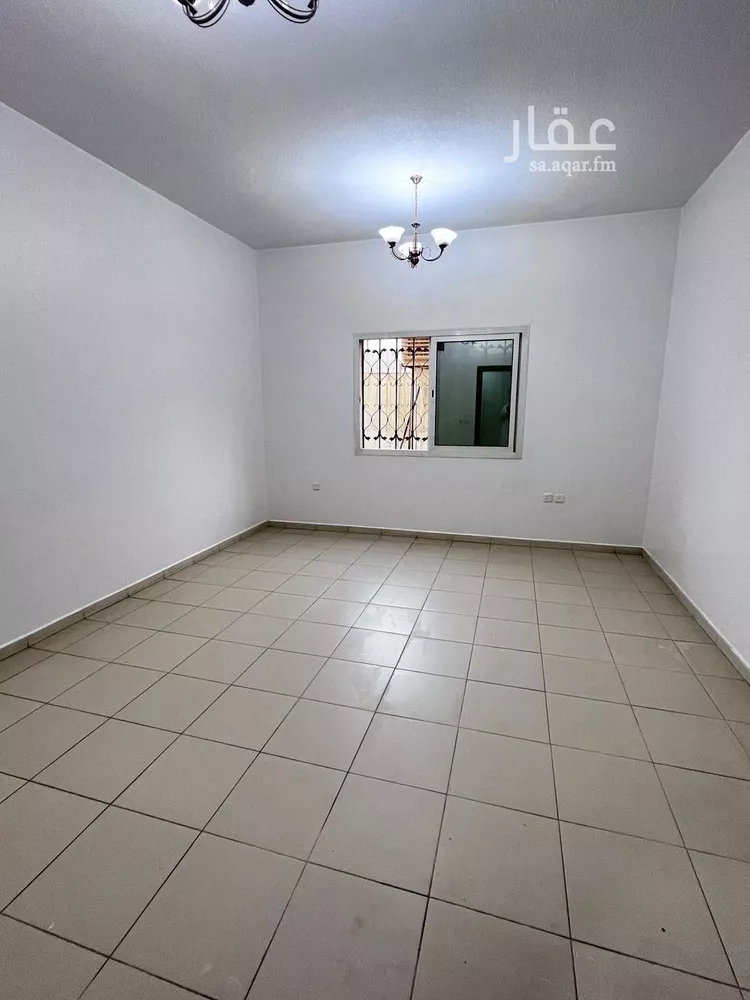 شقة للإيجار في شارع الصحابة, حي إشبيلية, مدينة الرياض, منطقة الرياض