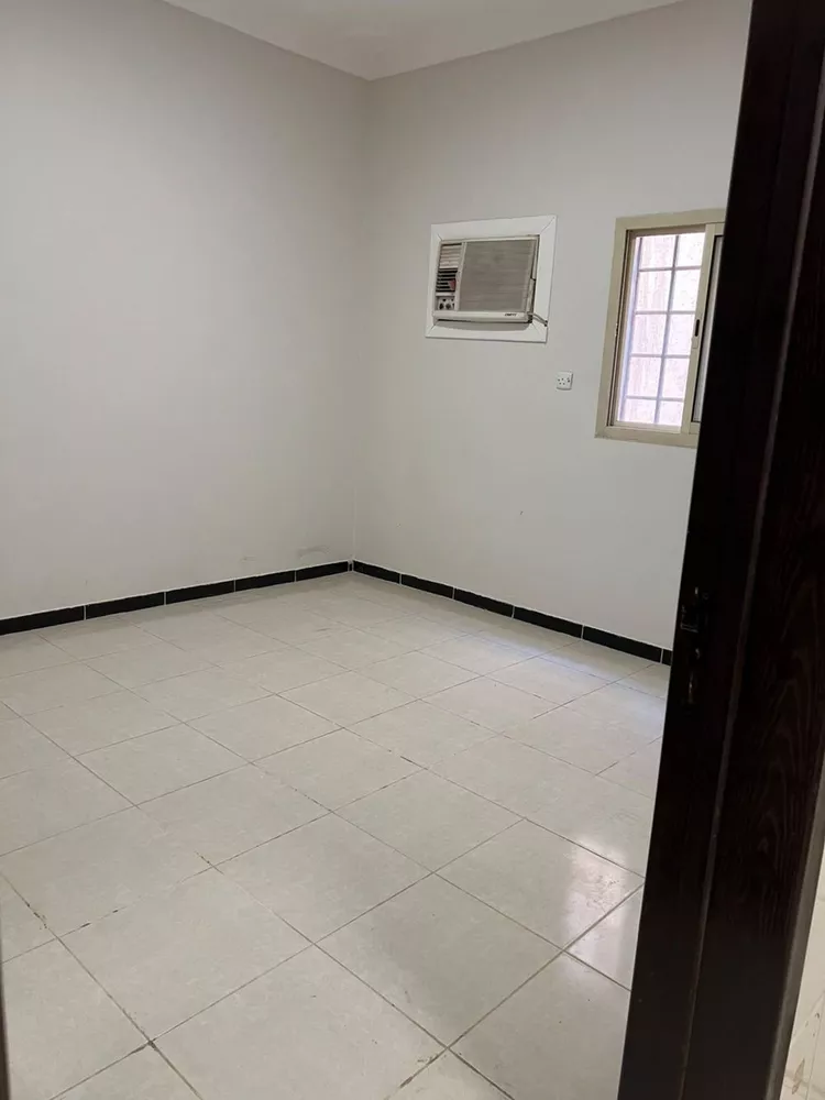 شقة للإيجار في شارع أحمد بن محمد الدلوالي, حي الرمال, مدينة الرياض, منطقة الرياض
