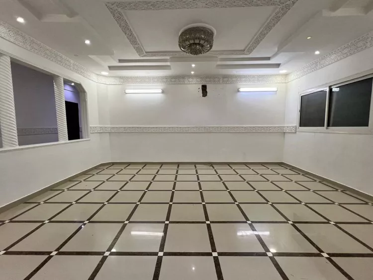 Villa for Sale in Riyadh Al Qadisiyah صورة 3