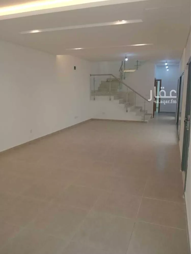 فيلا للإيجار في شارع صالح السوسي ، حي مطار الملك خالد الدولي ، الرياض ، منطقة الرياض