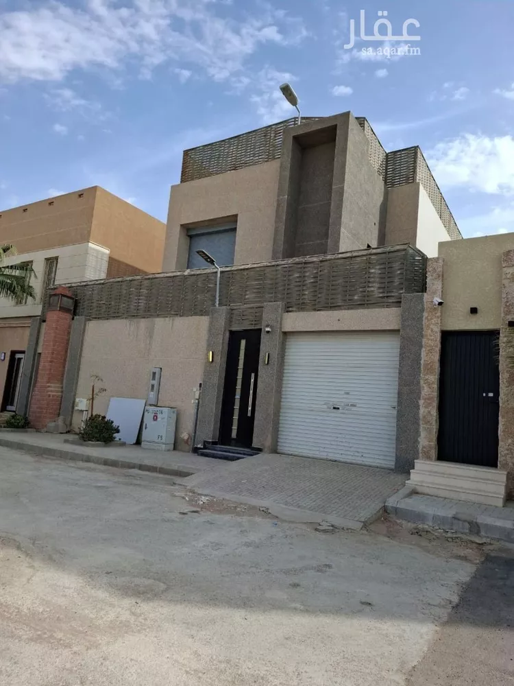 فيلا للبيع في شارع يزيد بن الاصم, حي العارض, مدينة الرياض, منطقة الرياض