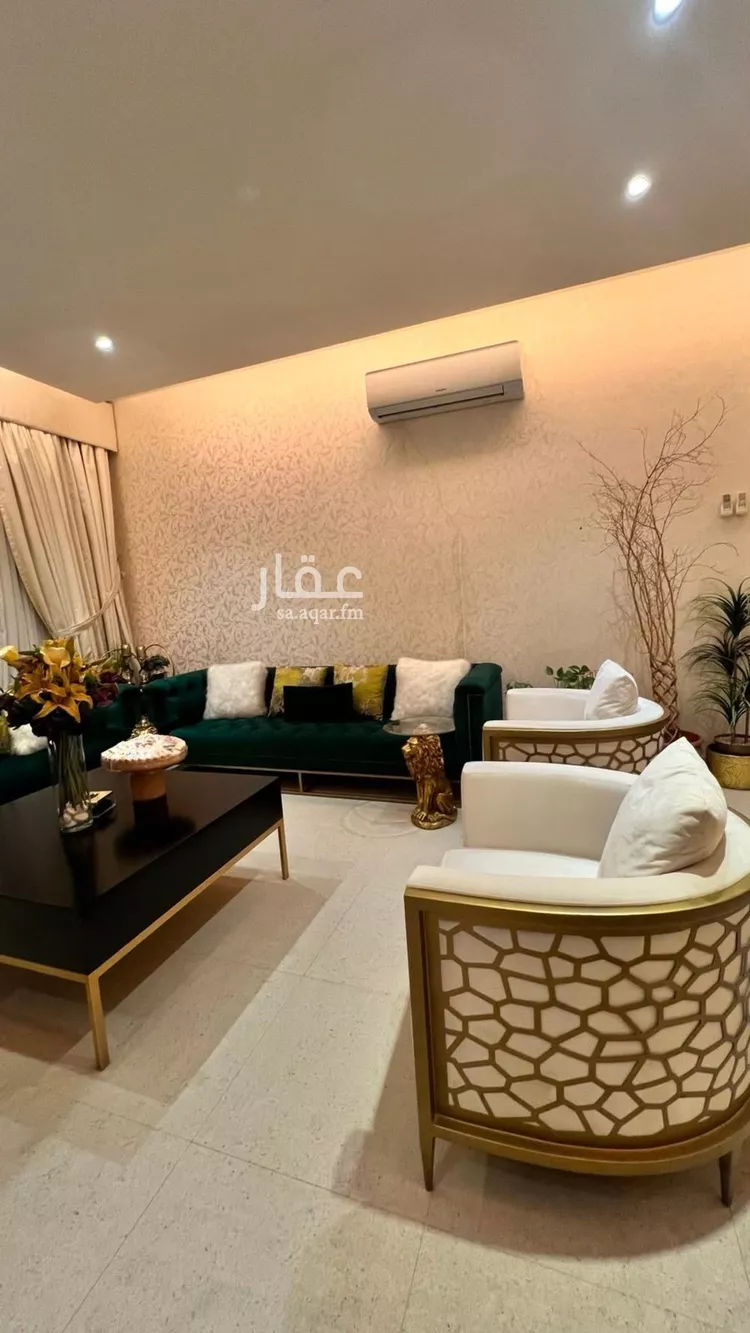 فيلا للبيع في شارع يزيد بن الاصم, حي العارض, مدينة الرياض, منطقة الرياض
