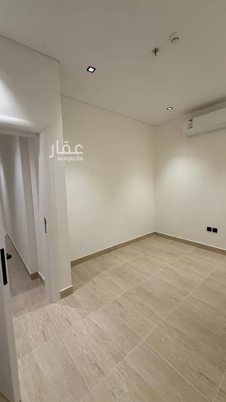 شقة للإيجار في شارع سفيان بن النضر, حي الحمراء, مدينة الخبر, المنطقة الشرقية صورة 5