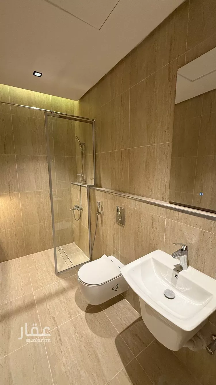 شقة للإيجار في شارع سفيان بن النضر, حي الحمراء, مدينة الخبر, المنطقة الشرقية