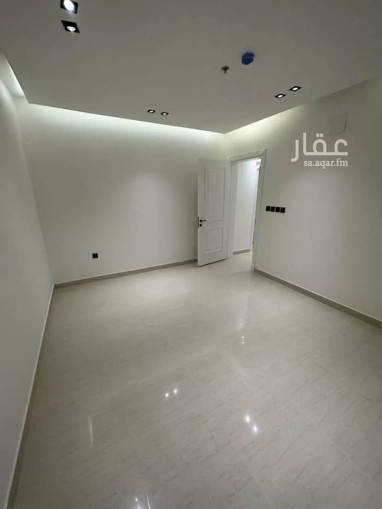 شقة للبيع في شارع المراح, حي الحمراء, مدينة الخبر, المنطقة الشرقية صورة 2