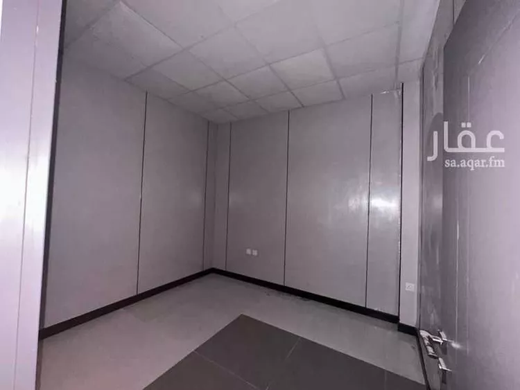 مستودع للإيجار في شارع الامام, حي العزيزية, مدينة الرياض, منطقة الرياض صورة 5