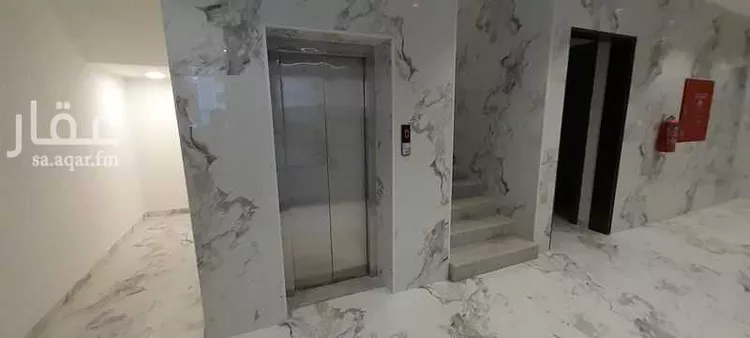 عمارة للبيع في شارع إبراهيم بن أحمد القاضي, حي الدار البيضاء, مدينة الرياض, منطقة الرياض صورة 5