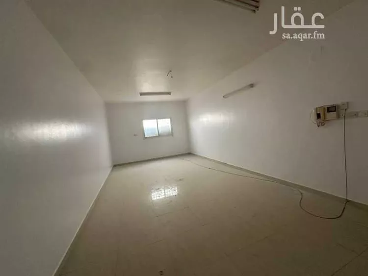 فيلا للإيجار في شارع صيتان العطاوي, حي العزيزية, مدينة الرياض, منطقة الرياض صورة 4