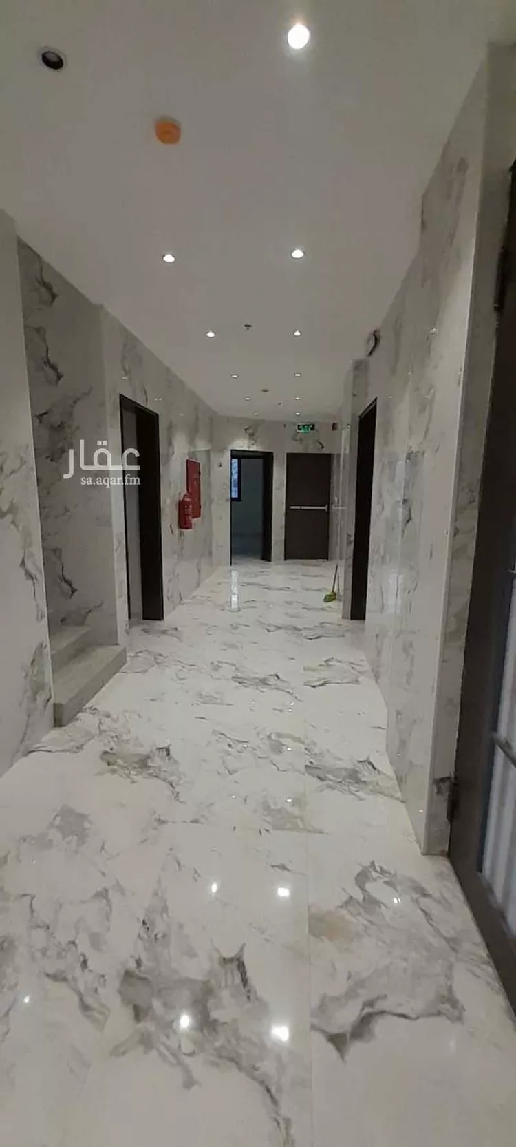 عمارة للبيع في شارع إبراهيم بن أحمد القاضي, حي الدار البيضاء, مدينة الرياض, منطقة الرياض صورة 4