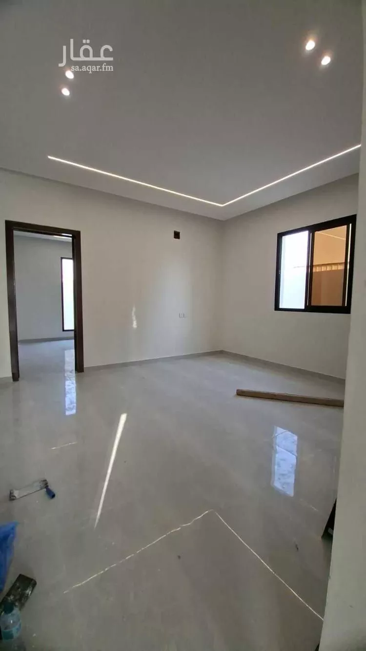 دور للبيع في شارع غالب المحاربي, حي العزيزية, مدينة الرياض, منطقة الرياض صورة 4