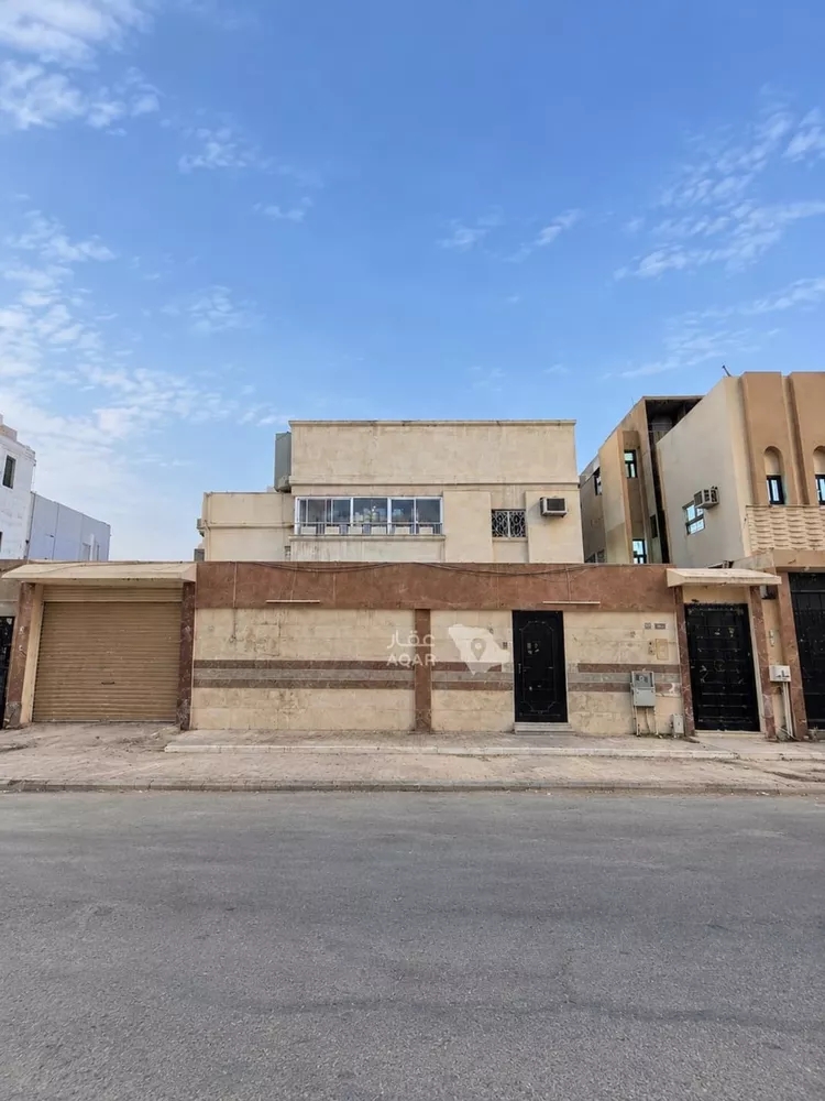 فيلا للبيع في شارع سقطرة, حي العزيزية, مدينة الرياض, منطقة الرياض
