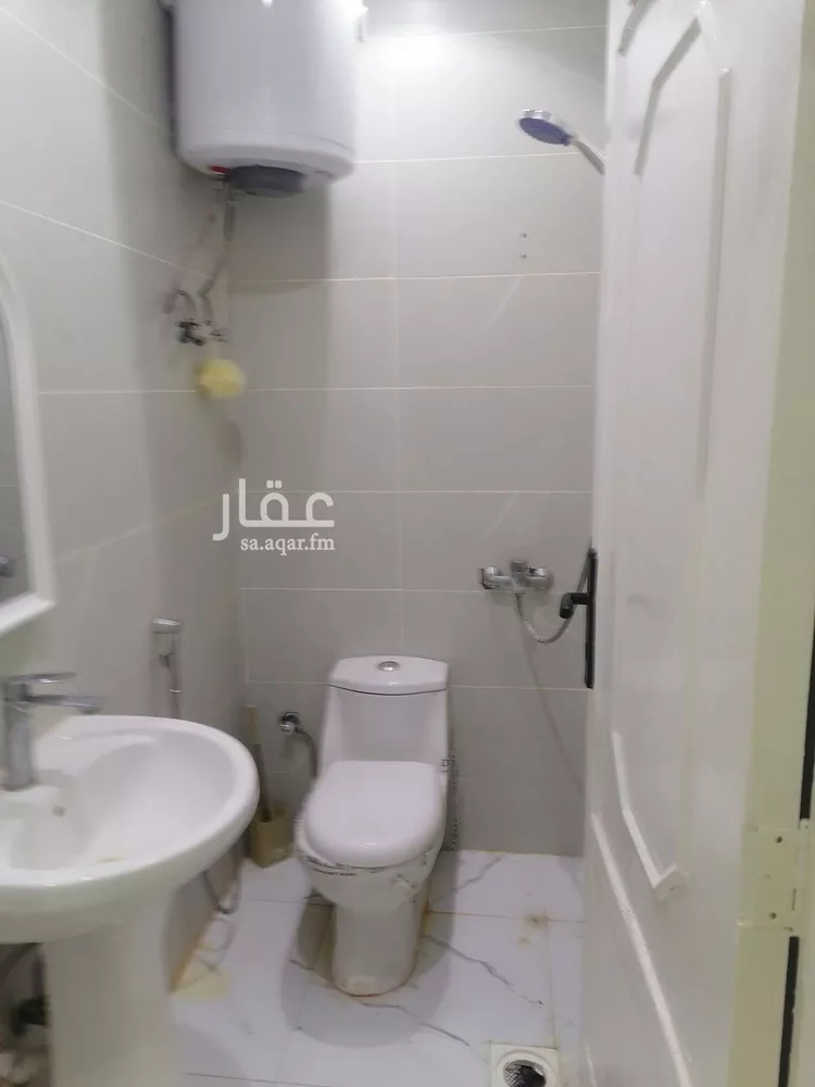 شقة للإيجار في شارع قـس بن ساعدة, حي الملك فيصل, مدينة الرياض, منطقة الرياض صورة 3