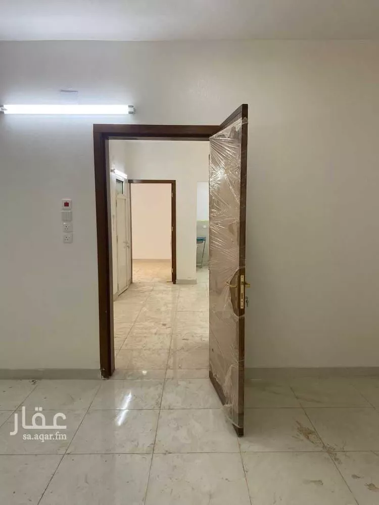 عمارة للإيجار في شارع شارع 11 ب, حي المطار, مدينة جازان, منطقة جازان صورة 4