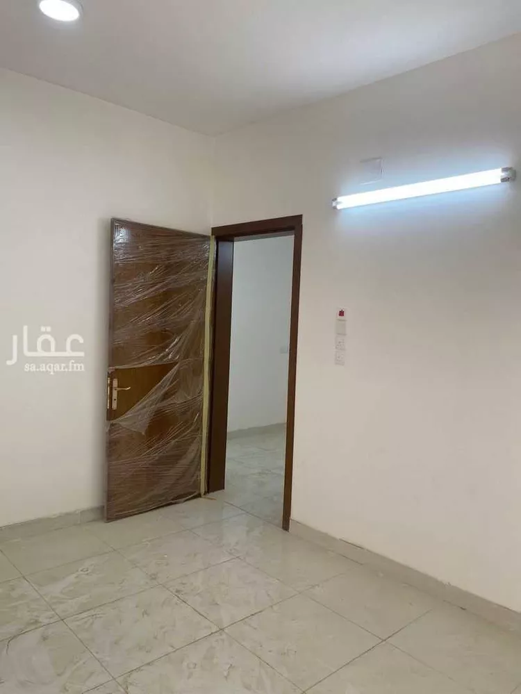 عمارة للإيجار في شارع شارع 11 ب, حي المطار, مدينة جازان, منطقة جازان
