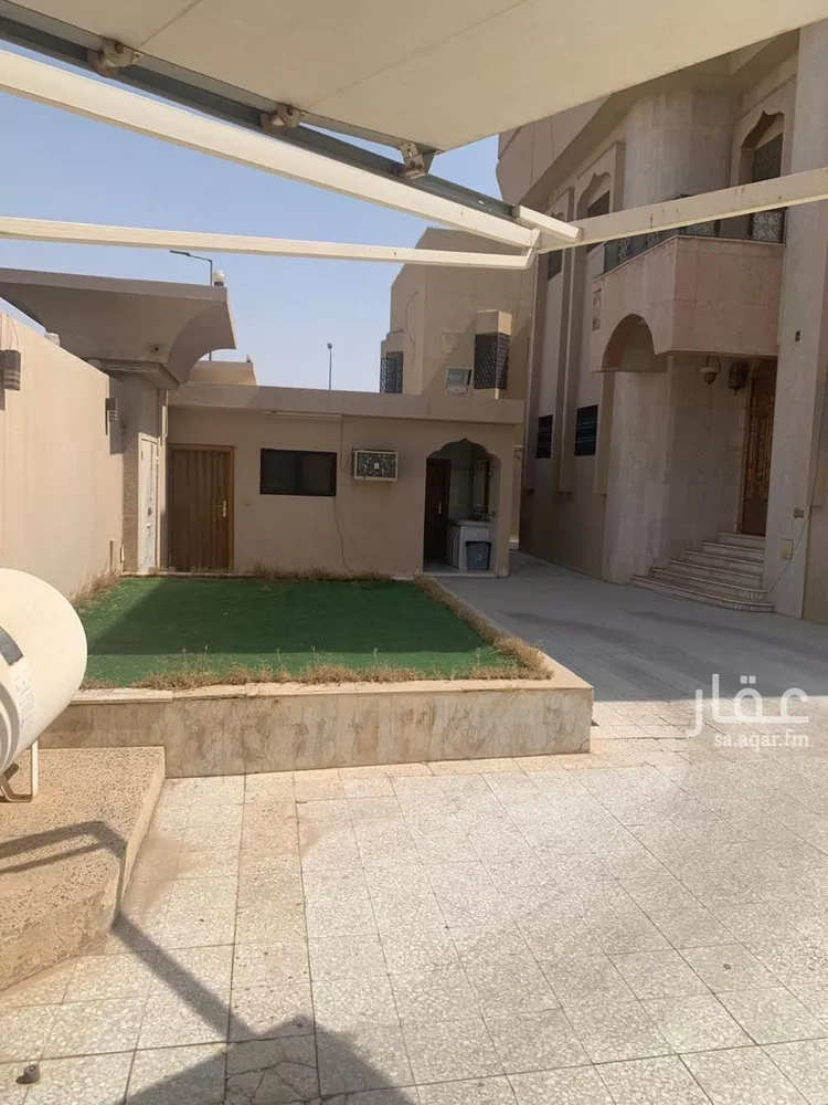 فيلا للبيع في شارع عبدالله الفرضي, حي الشفاء, مدينة الرياض, منطقة الرياض صورة 2