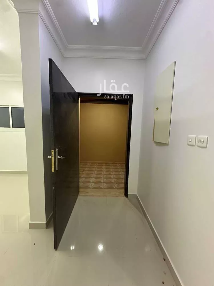 شقة للبيع في شارع جرير بن عبد الله البجلي, حي الخالدية, مدينة الخرج, منطقة الرياض صورة 3