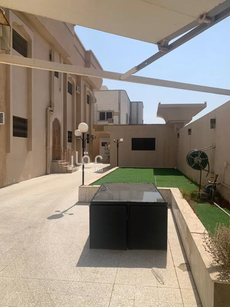 فيلا للبيع في شارع عبدالله الفرضي, حي الشفاء, مدينة الرياض, منطقة الرياض صورة 4