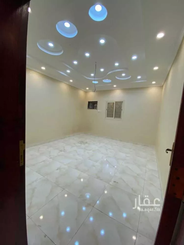 عمارة للإيجار في شارع السكينة ، حي الربيع ، املج ، املج صورة 4