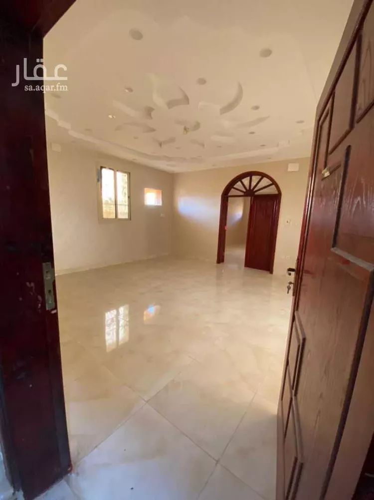 عمارة للإيجار في شارع السكينة ، حي الربيع ، املج ، املج صورة 3