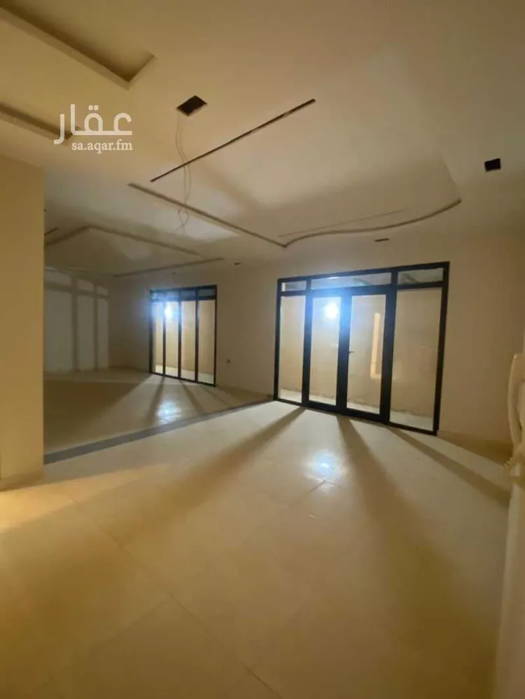 فيلا للبيع في شارع محمد بن محمد النويري, حي الرمال, مدينة الرياض, منطقة الرياض صورة 3