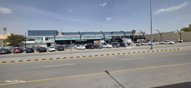 مكتب تجاري للإيجار في شارع فضة, حي الوادي, مدينة الرياض, منطقة الرياض