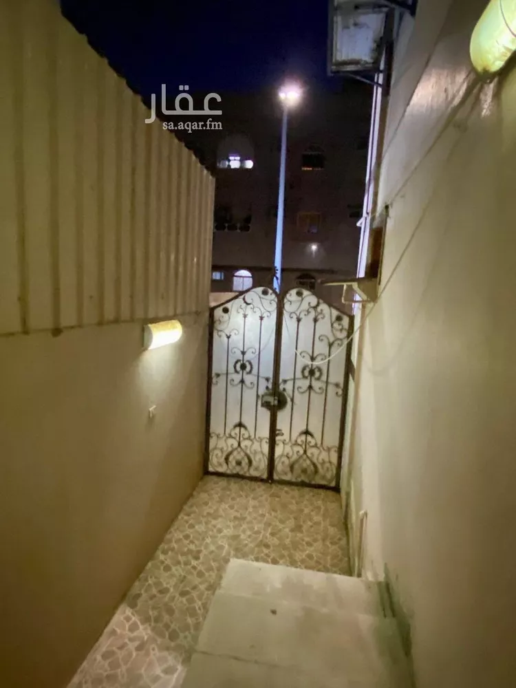 شقة للإيجار في شارع ابن الرقيق القيرواني, حي الصفاء, مدينة جدة, منطقة مكة المكرمة صورة 3