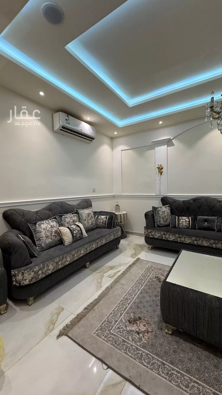 فيلا للإيجار في شارع عيسى بن مخلوف, حي اللؤلؤ, مدينة جدة, منطقة مكة المكرمة