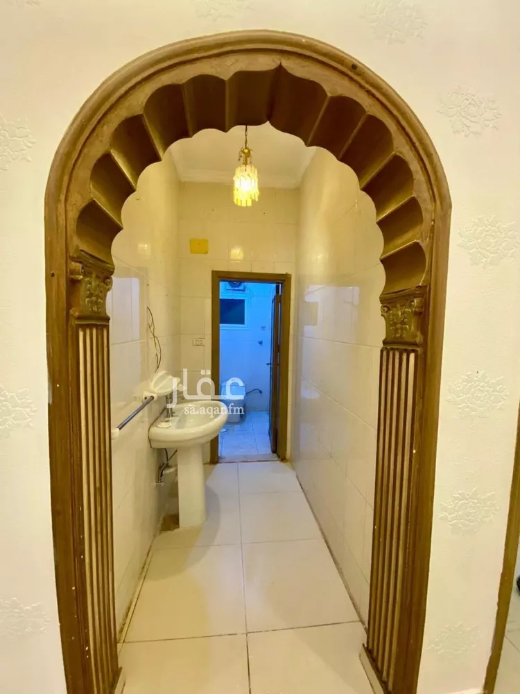 شقة للإيجار في شارع ابن الرقيق القيرواني, حي الصفاء, مدينة جدة, منطقة مكة المكرمة