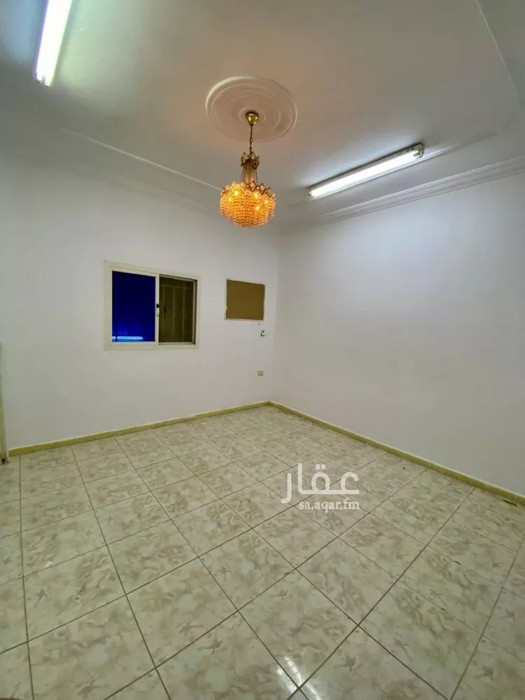 شقة للإيجار في شارع ابن الرقيق القيرواني, حي الصفاء, مدينة جدة, منطقة مكة المكرمة صورة 5