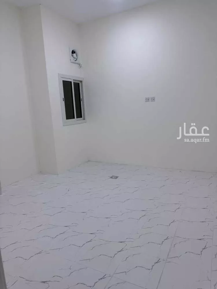 شقة للإيجار في شارع الشيخ صالح بن عبد العزيز بن عبد الرحمن ، حي السويدي الغربي ، الرياض ، منطقة الرياض