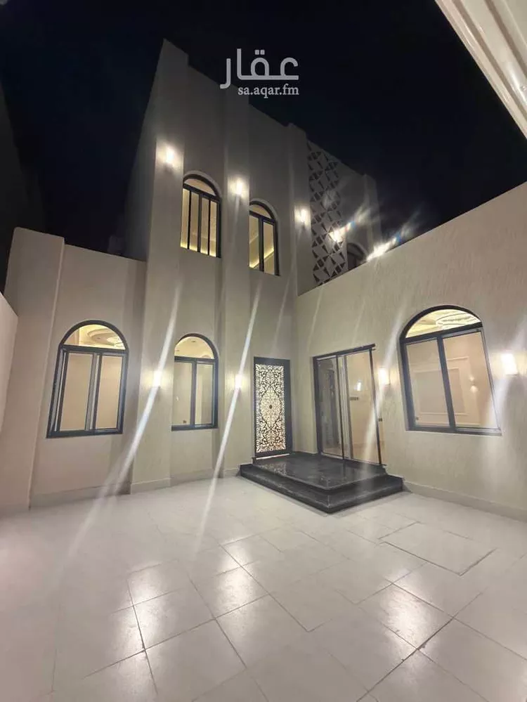فيلا للبيع في شارع عبدالرحمن ابن كعب الانصاري, حي الأمواج, مدينة الخبر, المنطقة الشرقية
