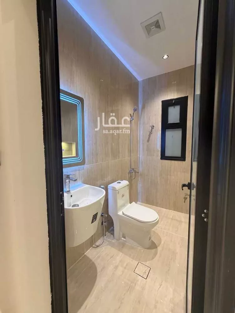 Villa for Sale in Al Khobar Al Amwaj 10