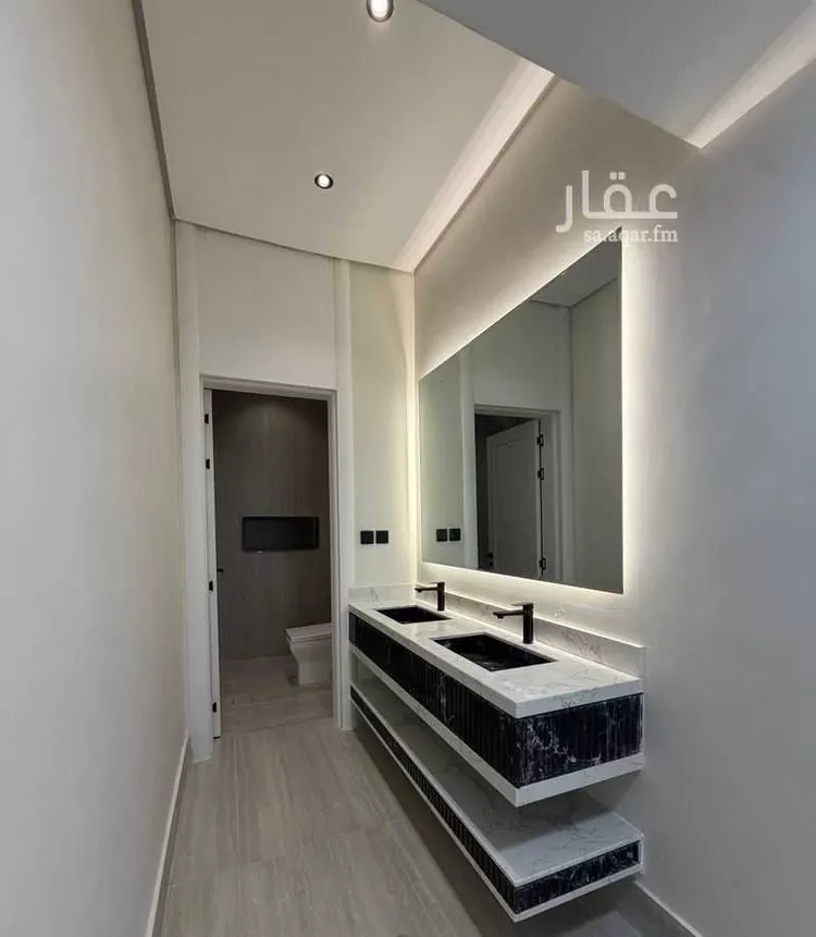 Villa for Sale in Al Khobar Al Amwaj 14