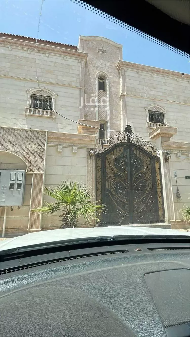 Building for Sale in Medina Ad Duwaikhilah