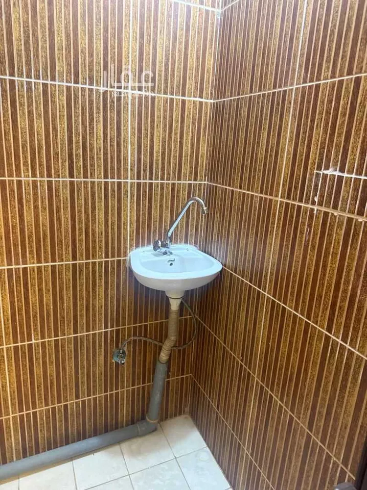 غرفة للإيجار في شارع اعشى عوف, حي النزهة, مدينة جدة, منطقة مكة المكرمة