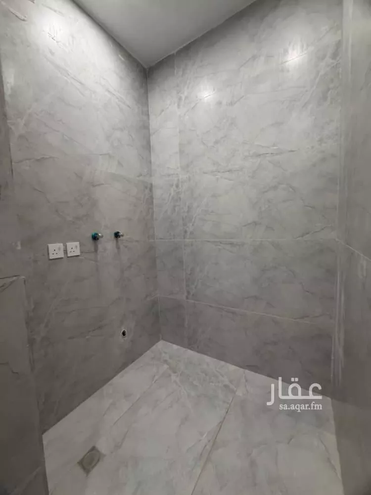 شقة للبيع في شارع الفلاح 6, حي الفلاح, مدينة تبوك, منطقة تبوك 11