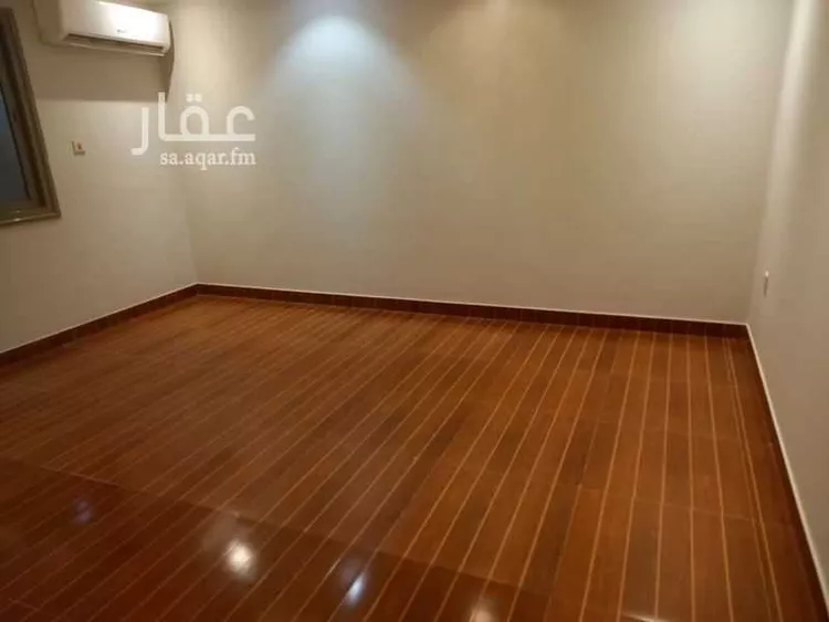 شقة للإيجار في شارع المراح, حي الحمراء, مدينة الخبر, المنطقة الشرقية 7