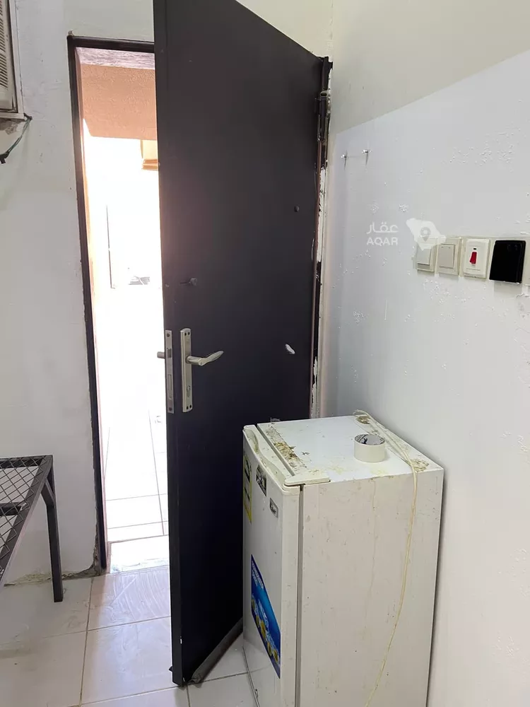 غرفة للإيجار في شارع إسماعيل بن أبي الغنائم ، حي المهدية ، الرياض ، منطقة الرياض صورة 3