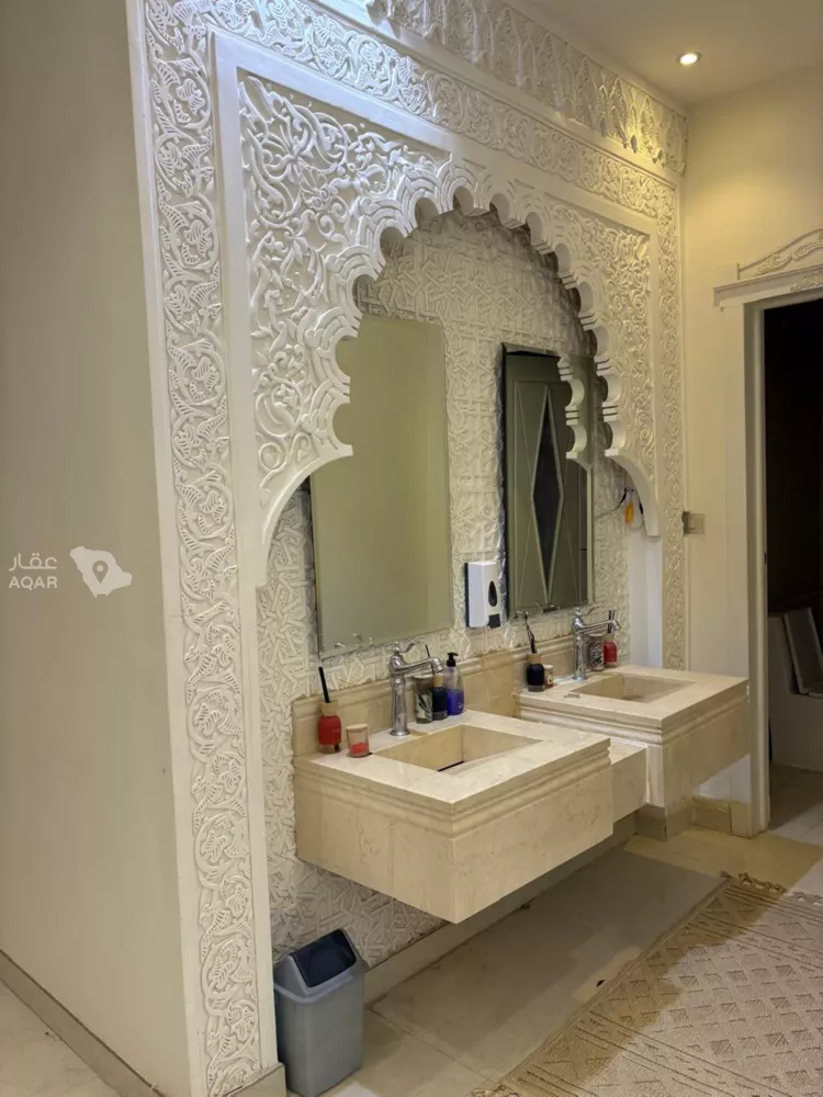 فيلا للإيجار في شارع عبدالله بن أبي حسان, حي المهدية, مدينة الرياض, منطقة الرياض 11