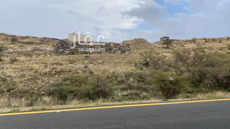 أرض للبيع في شارع السودة, حي المروة, مدينة أبها, منطقة عسير