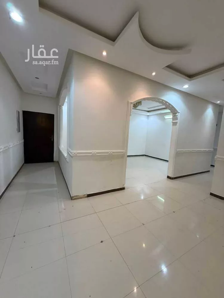 فيلا للإيجار في شارع مصطفي قيم زادة, حي الرمال, مدينة الرياض, منطقة الرياض 12