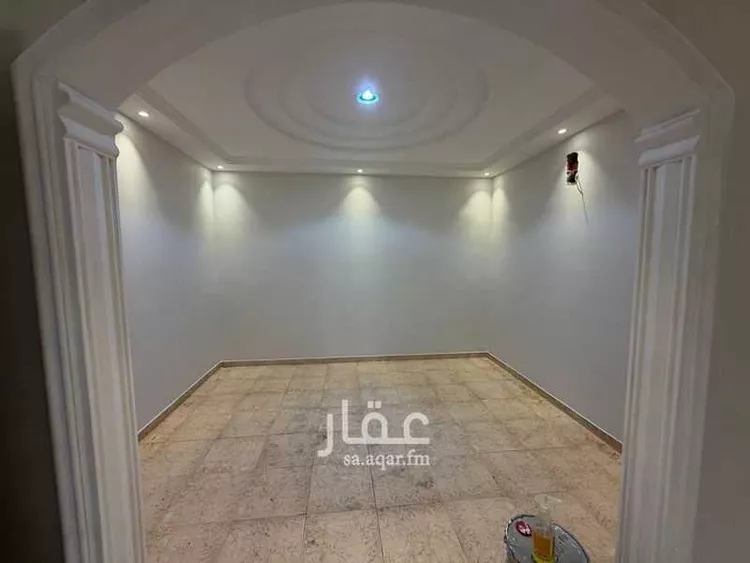 شقة للإيجار في شارع يثرب, حي إشبيلية, مدينة الرياض, منطقة الرياض