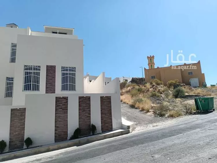 فيلا للبيع في شارع العباسية ، حي الوصايف ، أبها ، منطقة عسير صورة 3