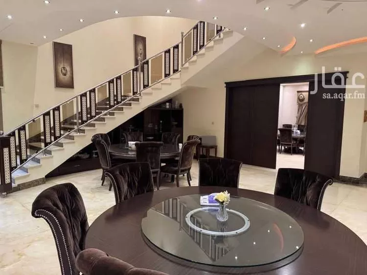 فيلا للبيع في شارع عبدالرحمن بن مهنا, حي الربيع, مدينة الرياض, منطقة الرياض صورة 2