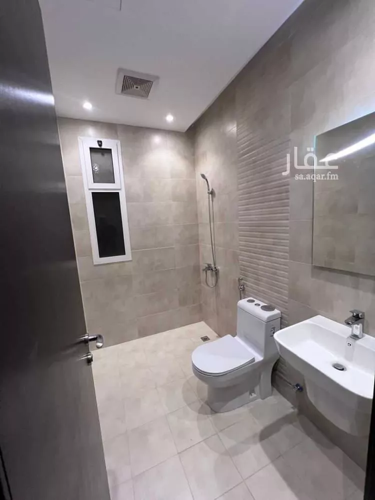 شقة للإيجار في شارع أحمد بن عبد الله الفرغاني, حي الصواري, مدينة جدة, منطقة مكة المكرمة صورة 4