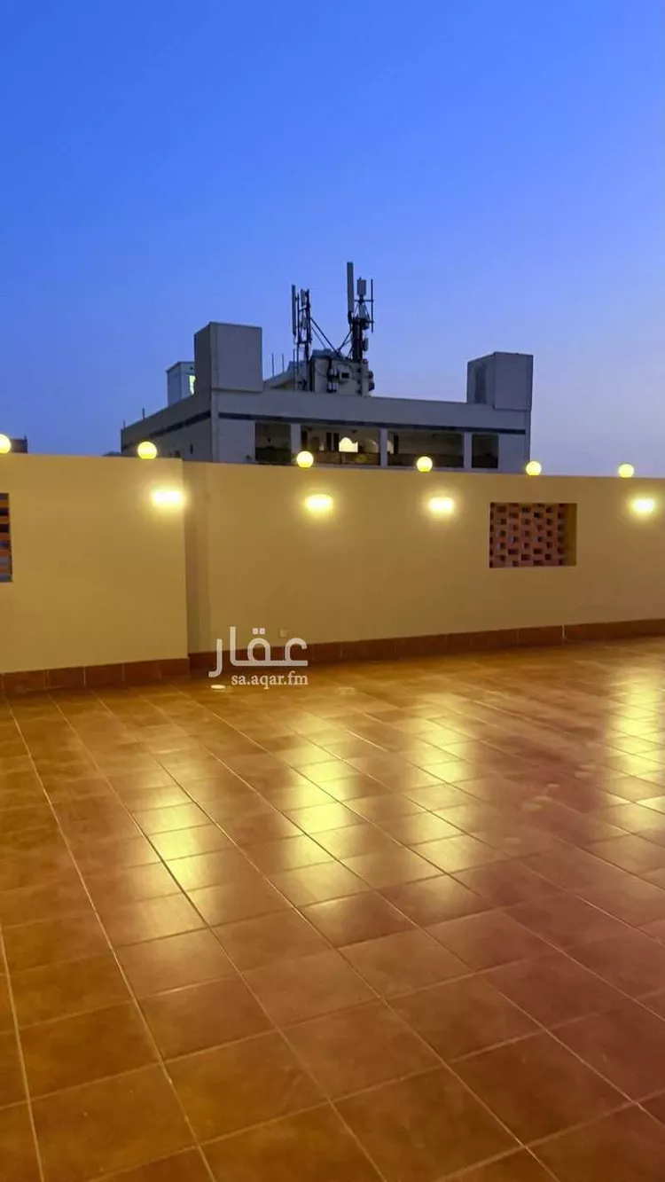 فيلا للإيجار في شارع عبدالله ابن السائب, حي المروة, مدينة جدة, منطقة مكة المكرمة