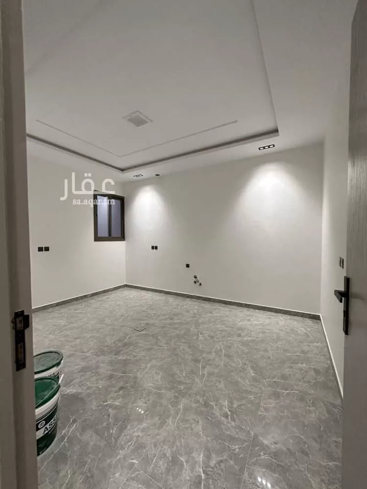 Floor for Sale in Riyadh Tuwaiq صورة 3