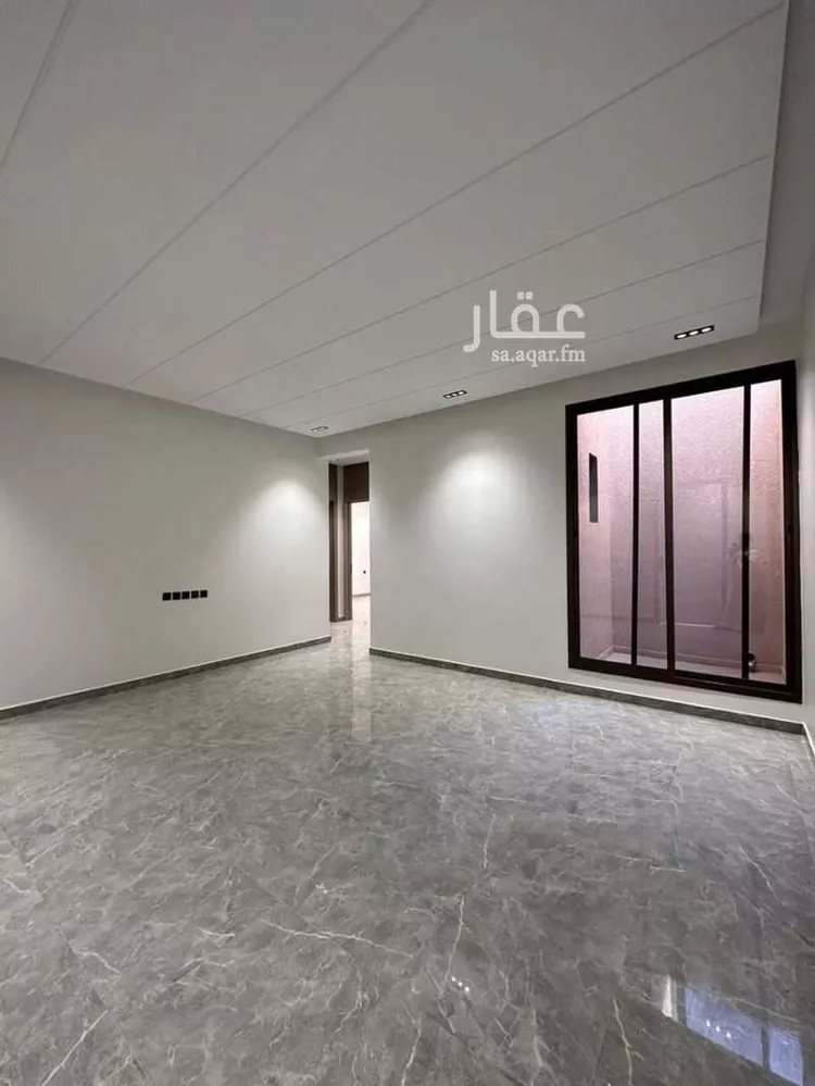 Floor for Sale in Riyadh Tuwaiq
